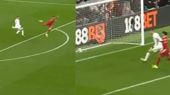 Sheffield United goalkeeper howler