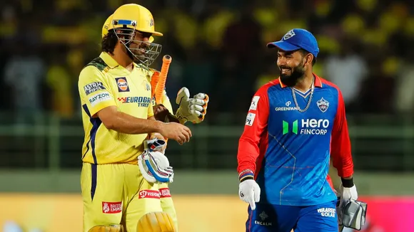 Rishabh Pant and MS Dhoni, DC vs CSK (File Photo: IPL Official) 