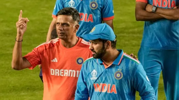 Rahul Dravid and Rohit Sharma (File Photo: Internet)