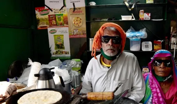 'Baba Ka Dhaba' Owner Files Case Against YouTuber Who Collected Money Without Informing Him