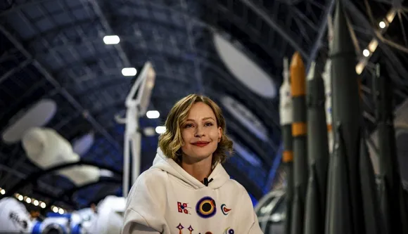 First Movie In Space: Russian-Film Crew Take Off In Musk’s Space X