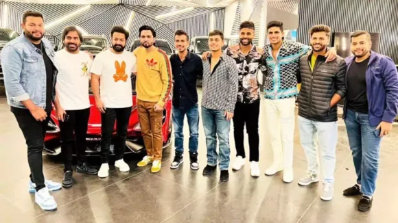 Jr NTR Stunned to See Yuzvendra Chahal and Shubman Gill in Hyderabad; See What He Did Next!