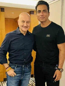 Anupam Kher's Heart-Warming Moment with Sonu Sood! Check Out the Pic Now