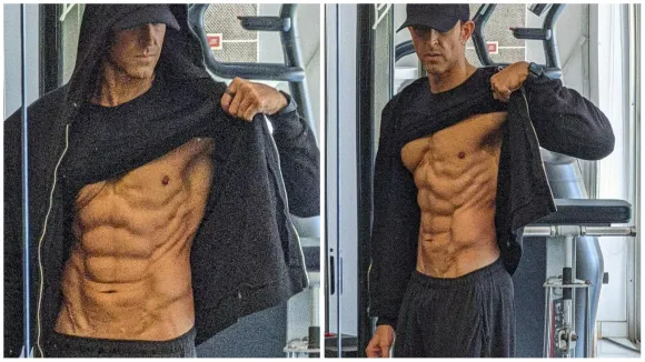 Hrithik Roshan breaks the internet as he flaunts 8-pack abs, Fans Say ‘Bohot Hard’