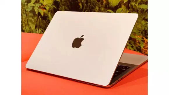Apple to launch a new 15-inch M2-powered MacBook Air in 2023