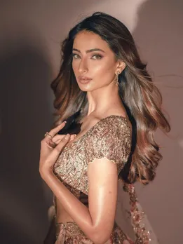 Palak Tiwari stuns fans in heavily embellished peach lehenga