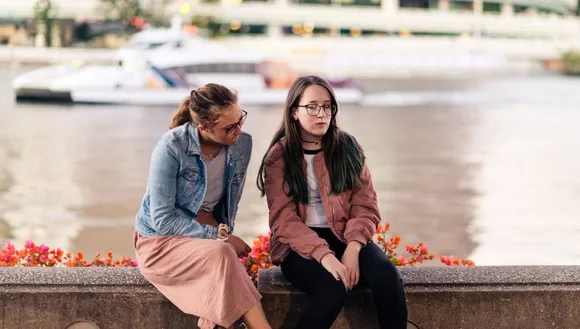 4 Zodiac Signs Who Ask For Advice But Never Pay Attention