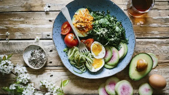 Monsoon Diet: Be careful not only outside but also in home food, know which vegetables to eat and which to avoid