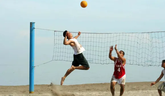 Strategies and Techniques: Mastering the Game of Volleyball And the Keys to Get Success in This Sport