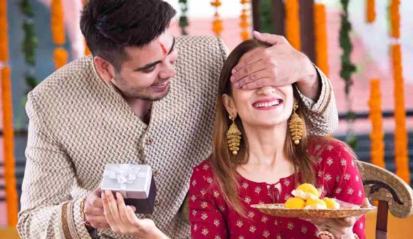 Rakshabandhan Gift Ideas: You can give this gift to your sister on this Rakshabandhan