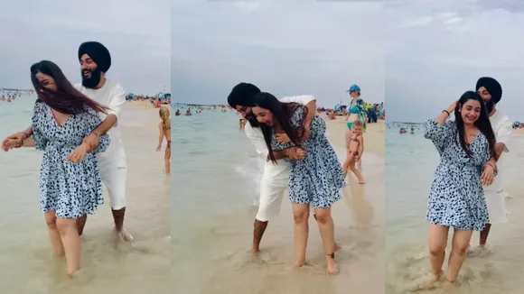 Kulhad Pizza Couple Beach Weekend Celebration Video Trends