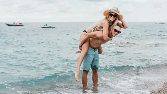 Best Places in the World to Celebrate Christmas & New Year 2025–26