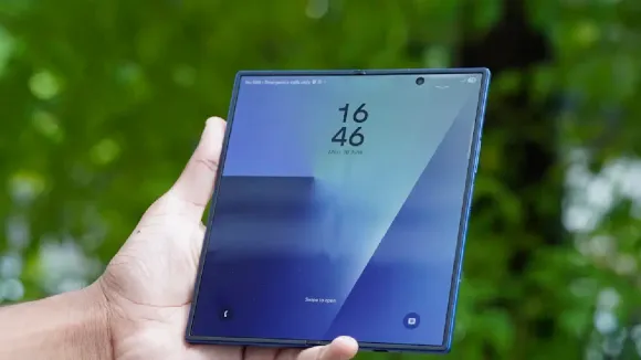Samsung Galaxy Z Fold 8