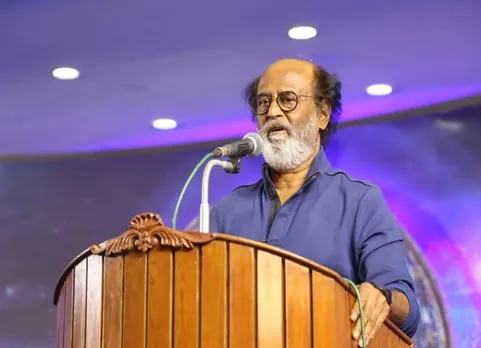 'போர் வரும்.... ரசிகர்கள் ரெடியா இருங்க'.... ரஜினியின் முழு உரை