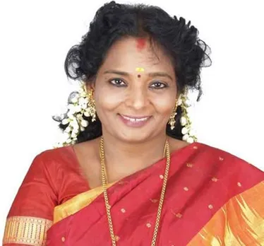 பெண்களுக்கு எதிராக போராடுபவர்களுக்கு இலவச மது டோக்கன் : தமிழிசை உடைக்கும் ரகசியம்