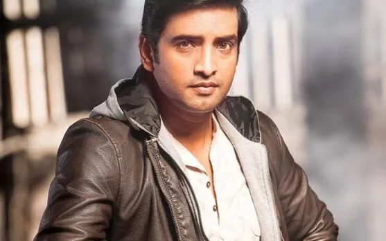 Actor SANTHANAM 1