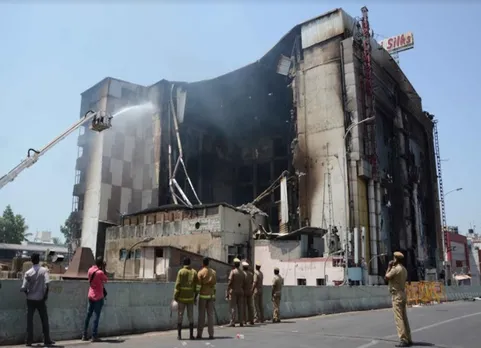'தி சென்னை சில்க்ஸ்'... பிரம்மாண்டம் சரிய ஆரம்பித்துவிட்டது!
