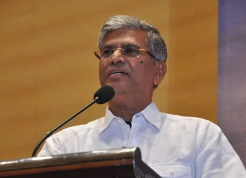 70 வயதில் வந்து ஒன்னும் பண்ணமுடியாது; விஜய் தந்தை எஸ்.ஏ.சி