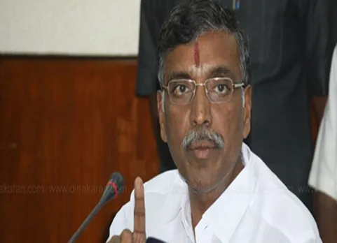 டெண்டர் வழங்க ரூ.12.65 கோடி லஞ்சம் கேட்டாரா அமைச்சர் கே.பி.அன்பழகன்? நோட்டீஸ் அனுப்ப உயர்நீதிமன்றம் உத்தரவு