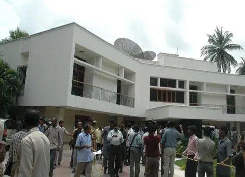 போயஸ் கார்டன் வேதா இல்லம்