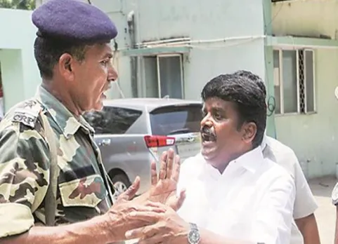ஆர்.கே.நகர் தேர்தல் பணப்பட்டுவாடா வழக்கு, RK Nagar