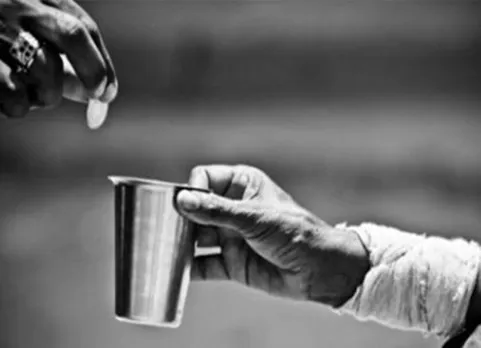 வங்கிகளுக்கு எதிராக பிச்சைக்காரர் உயர் நீதிமன்றதில் வழக்கு