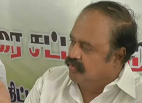 அதிமுக பொதுக் குழுக் கூட்டத்திற்கு இடைக்காலத் தடை: பெங்களூரு நீதிமன்றம் அதிரடி