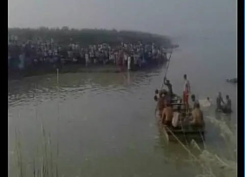 Uttar Pradesh, Yamuna River, 60 people capsizes, boat,