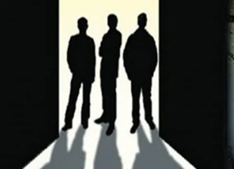 Delhi, urinate in public, beaten to death,