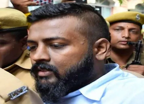 sukesh chandrasekar,AIADMK, delhi police,