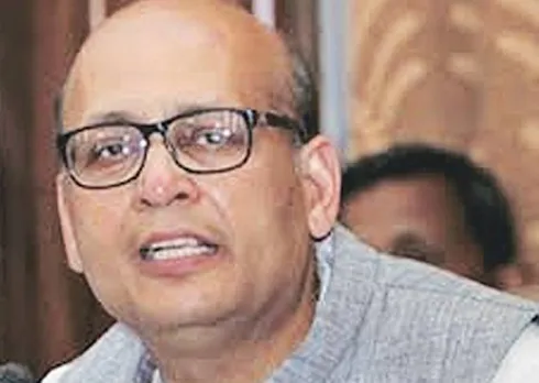 abishek manu singhvi appears for ttv dhinakaran faction mla's, ttv dhinakaran, aiadmk, advocate abhishek manu singhvi, speaker dhanapal, cm edappadi palaniswami, chennai high court