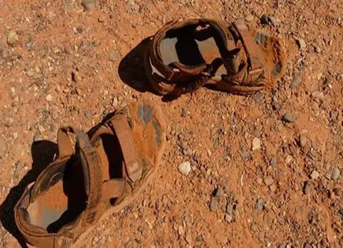 Man loses chappal, cops launch probe, police complaint,Maharashtra