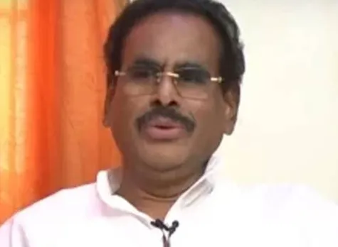 v.k.sasikala, tamilnadu, m.natarajan, chennai, m.natarajan's medical report, v.k.sasikala met m.natarajan, aiadmk