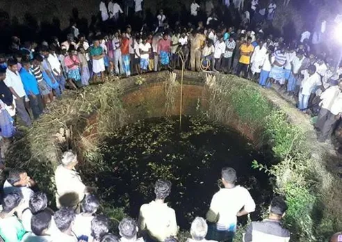 vellur district, 4 girls suicide, 4 students fell down into a well, panapakkam government higher secondary school, 2 teachers suspend