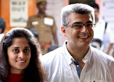 shalini and ajith in hospital, viral video