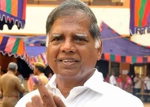 IT raid, income tax department, vk sasikala, ttv dhinakaran, aiadmk, cpm, g.ramakrishnan