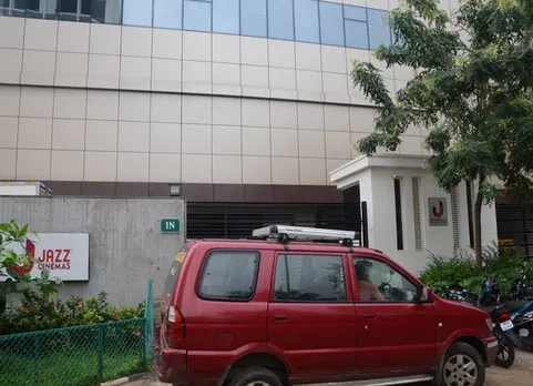 V.K.Sasikala, TTV Dhinakaran, Jayalalitha, IT Raid, jazz cinemas
