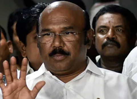 "அரசுத் துறையில் கவனக்குறைவு என்பதை ஏற்க முடியாது" - அமைச்சர் ஜெயக்குமார்