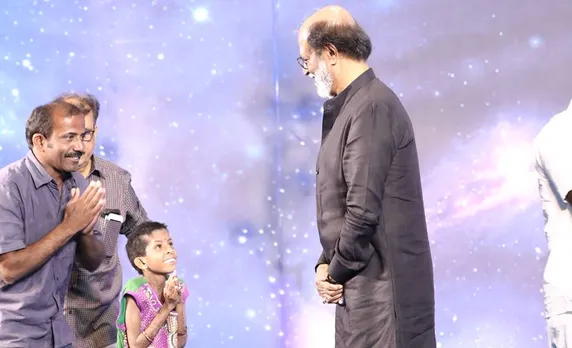ரஜினிகாந்த் - ரசிகர்கள் சந்திப்பு : இரண்டாம் நாள் புகைப்படங்கள்