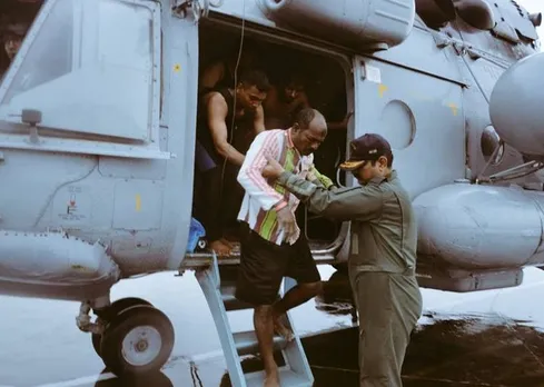 cyclone ockhi, kanyakumari district, heavyrain, tamilnadu government, minister nirmala seetharaman, Indian Coast Guard, indian navy, indian air force