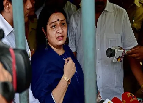 j deepa, jayalalithaa biopic