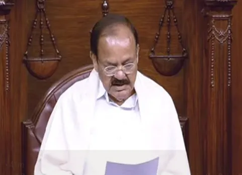 ஓகி புயல் பாதிப்பை தேசிய பேரிடராக அறிவிக்க அதிமுக எம்.பி. நவநீத கிருஷ்ணன் வலியுறுத்தல்: அவை ஒத்திவைப்பு