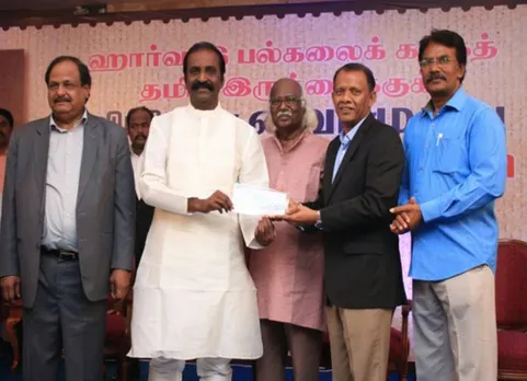 ஹார்வர்டு பல்கலைக்கழக தமிழ் இருக்கைக்கு வைரமுத்து ரூ.5 லட்சம் நிதியுதவி!