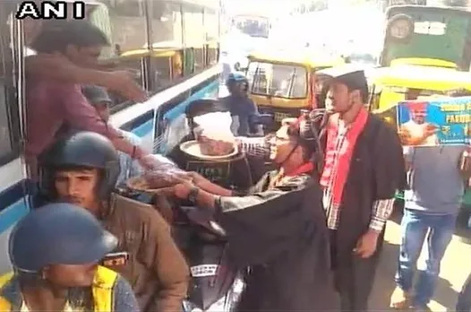PM Narendra Modi, Pakkoda Sales Protest, Congress