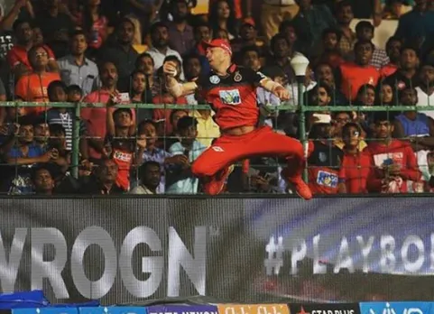 டி வில்லியர்ஸ் பிடித்த 'அடேங்கப்பா' கேட்ச்: ஆடியன்ஸ் வியூவில் எப்படி இருந்திருக்கும்?