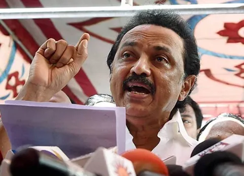 கருணாநிதியின் பிறந்தநாளை தவறாக சொன்ன ஸ்டாலின்- கலாய்க்கும் நெட்டிசன்கள்