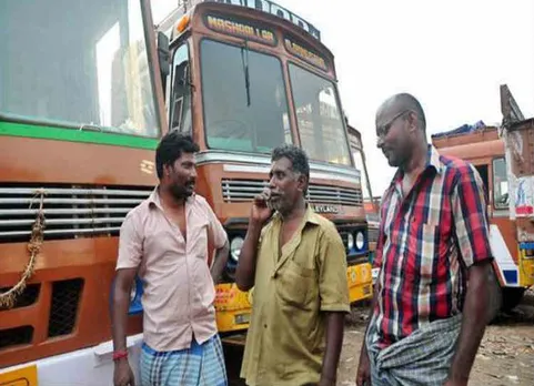 லாரிகள் வேலை நிறுத்தம்: அத்தியாவசிய பொருட்களுக்கு தட்டுப்பாடு!