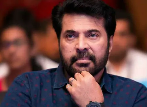கண் கலங்க வைத்த மம்மூட்டி...   நெஞ்சை  விட்டு அகலாத ட்ரெய்லர்