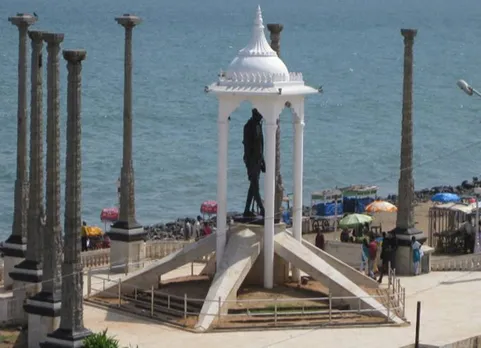 யூனியன் பிரதேசங்களில் ஆளுநருக்கு அதிகாரமா? மத்திய அரசு பதிலளிக்க உத்தரவு