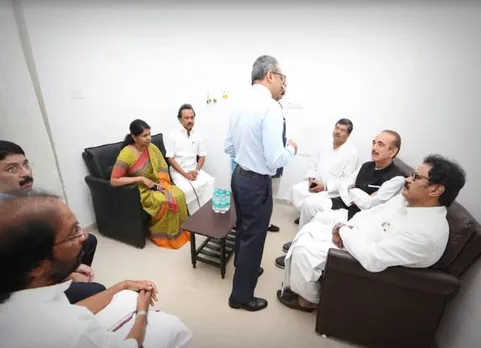 கருணாநிதியின் உடல்நிலை சீராக இருப்பது மகிழ்ச்சி! - குலாம் நபி ஆசாத்